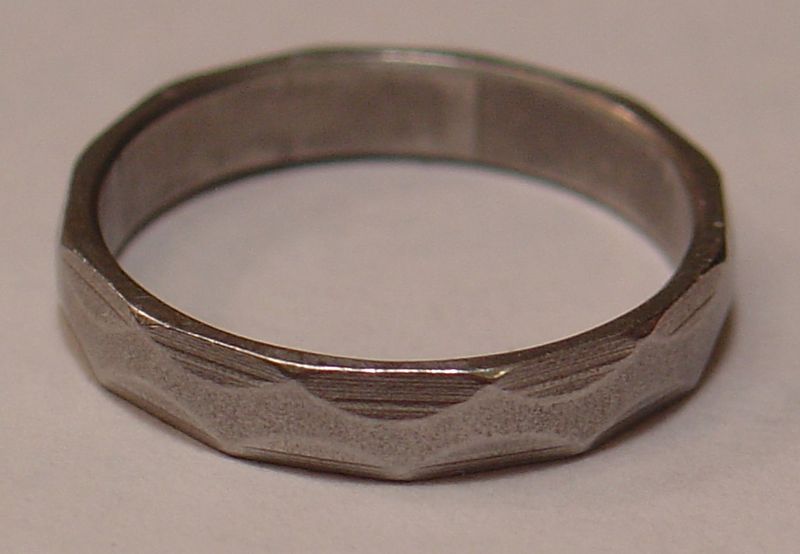 File:Canadian Engineer Iron Ring.jpg